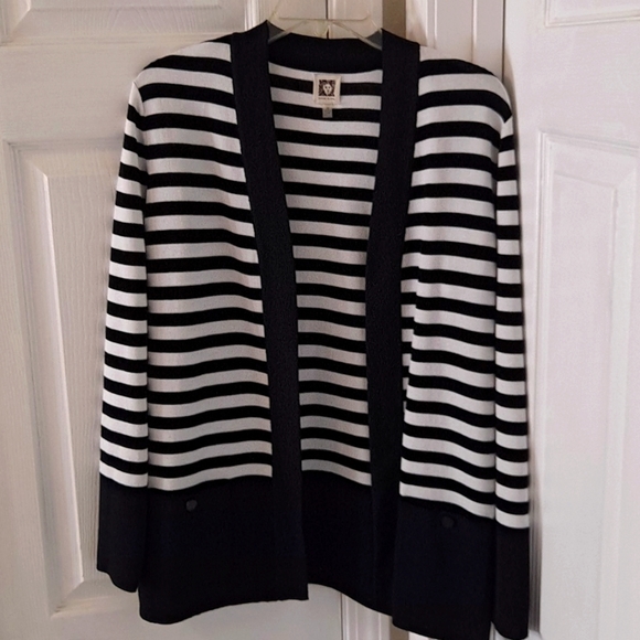 Anne Kline Black and White Stripe Malibu Cardigan with Front Pockets - Picture 6 of 8